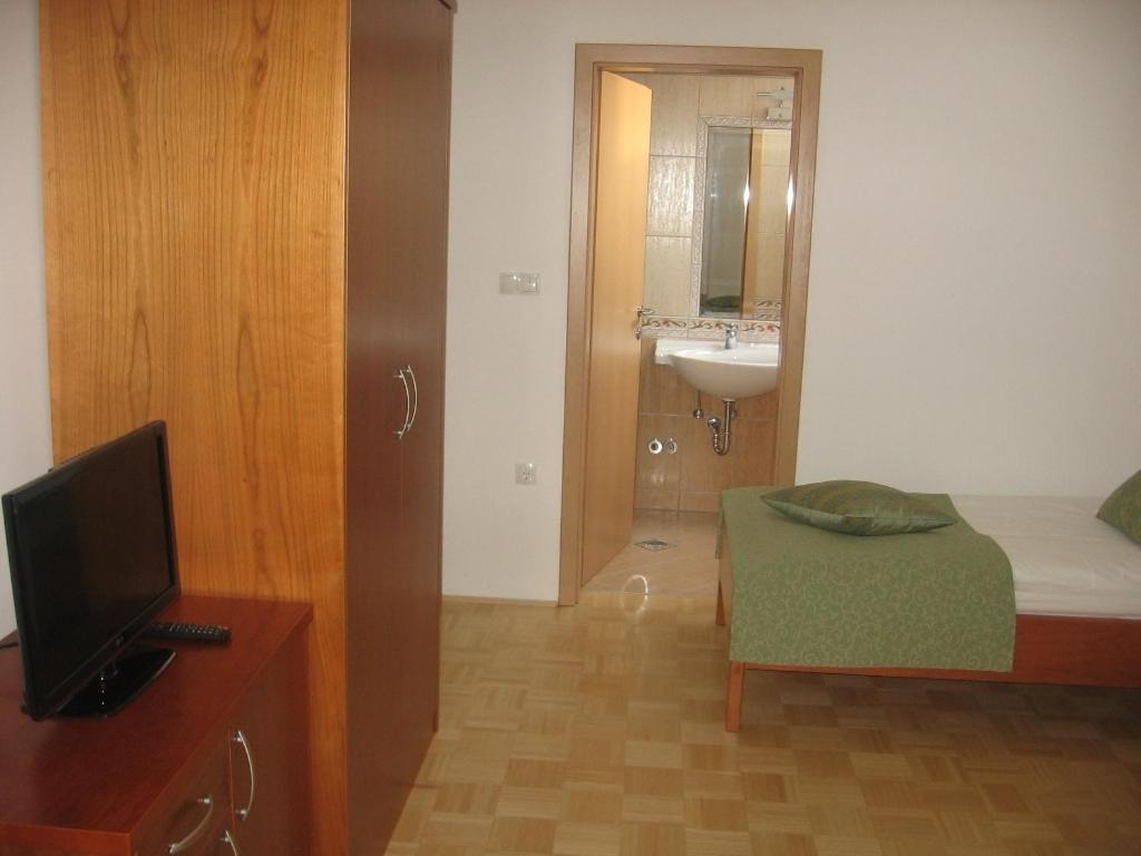 Hotel Gostilna In Prenocisce Kocjan à Bizeljsko Chambre photo