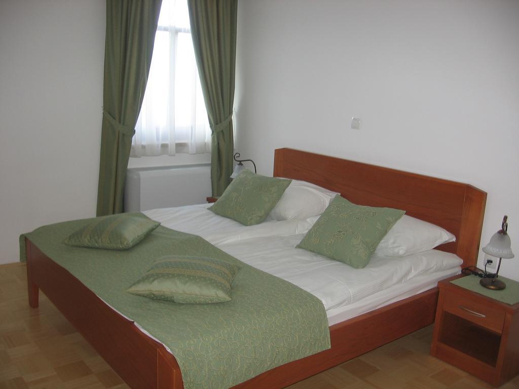 Hotel Gostilna In Prenocisce Kocjan à Bizeljsko Extérieur photo